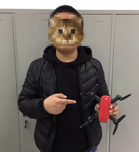 被行政处罚的嫌疑人(雅安警方 供图)